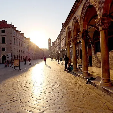 Old Town Centar, Cozy And Quiet Modern Διαμέρισμα *