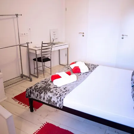 Lejlighed Old Town Centar, Cozy And Quiet Modern *